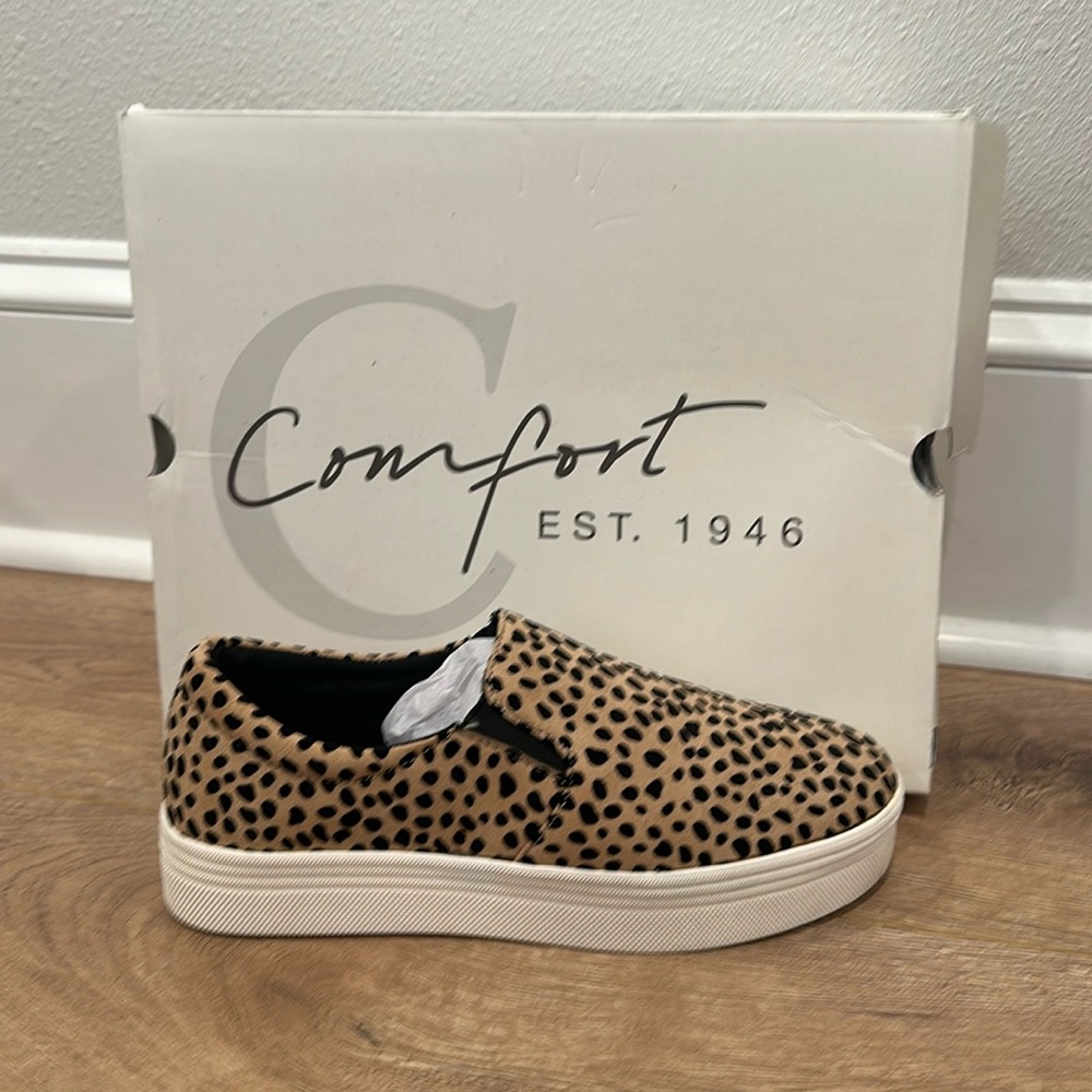 Leopard print slip ons
